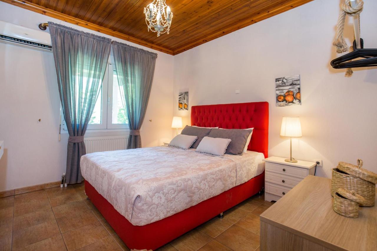 Vista Del Mare Luxury Villa Kínira Kültér fotó