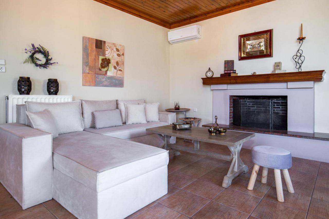Vista Del Mare Luxury Villa Kínira Kültér fotó